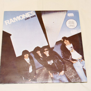 Ramones Leave home